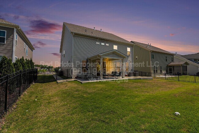 Building Photo - 4239 Stream Dale Cir NW