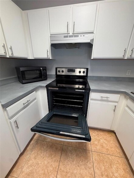 Building Photo - 3333 Broken Bow Dr