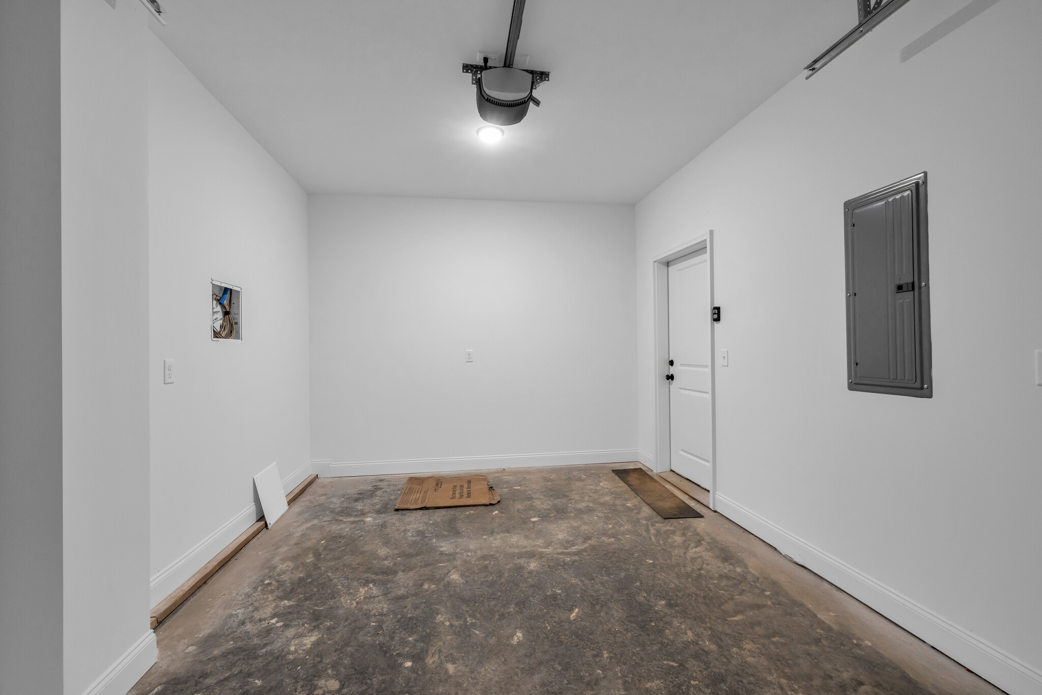 Building Photo - 5550 Stream Ln