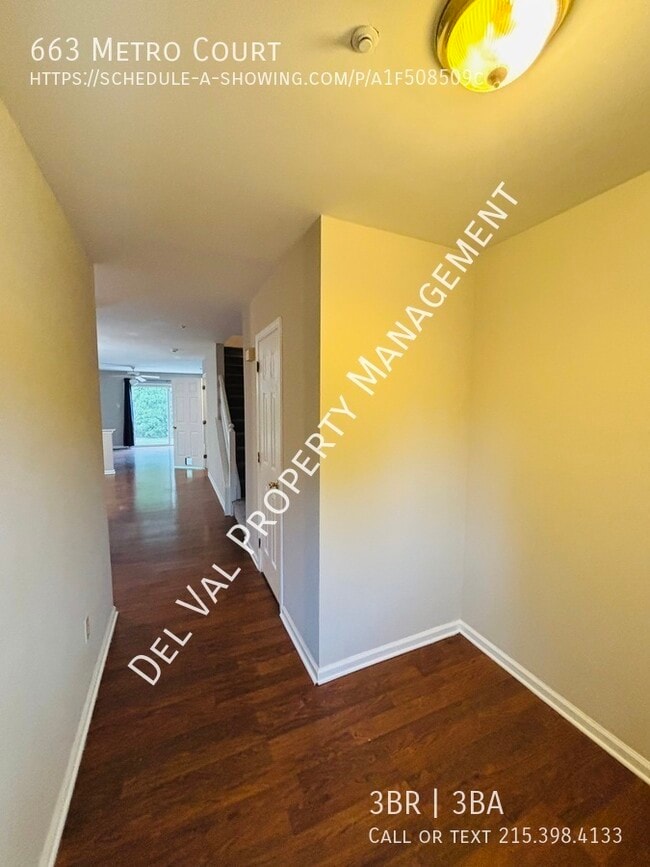 Building Photo - 663 Metro Ct