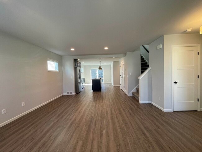 Building Photo - 2555 Spark St