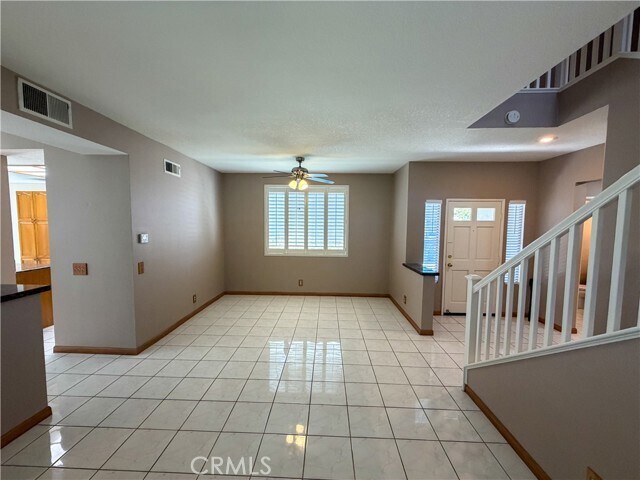 Building Photo - 821 N Siavohn Dr