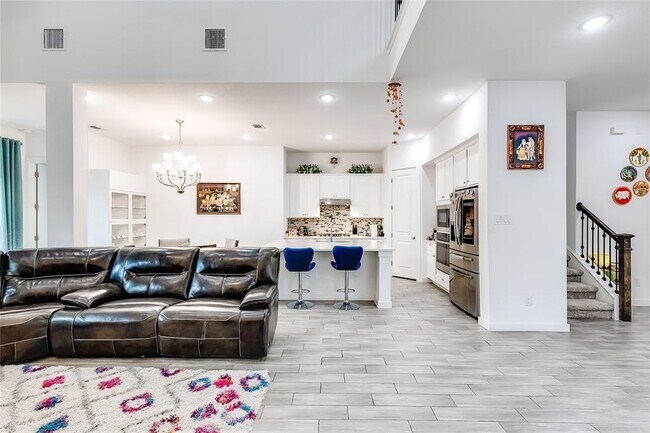 Building Photo - 833 Whitetail Dr