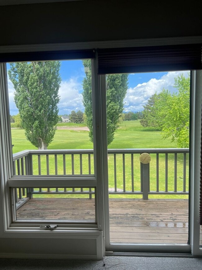 Building Photo - Stunning Kalispell Golf Course Home