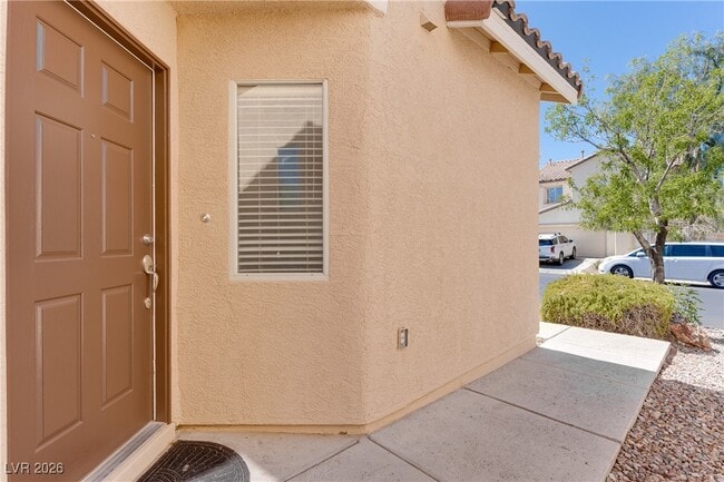 Building Photo - 11032 African Sunset St