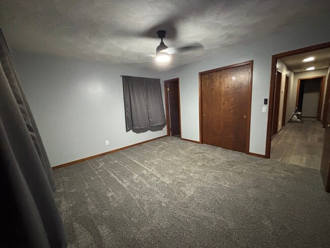 Building Photo - 429 Monroe Ave