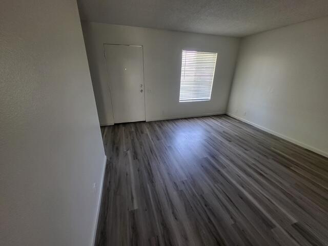 Building Photo - 82075 Country Club Dr