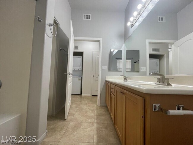 Building Photo - 8985 S Durango Dr