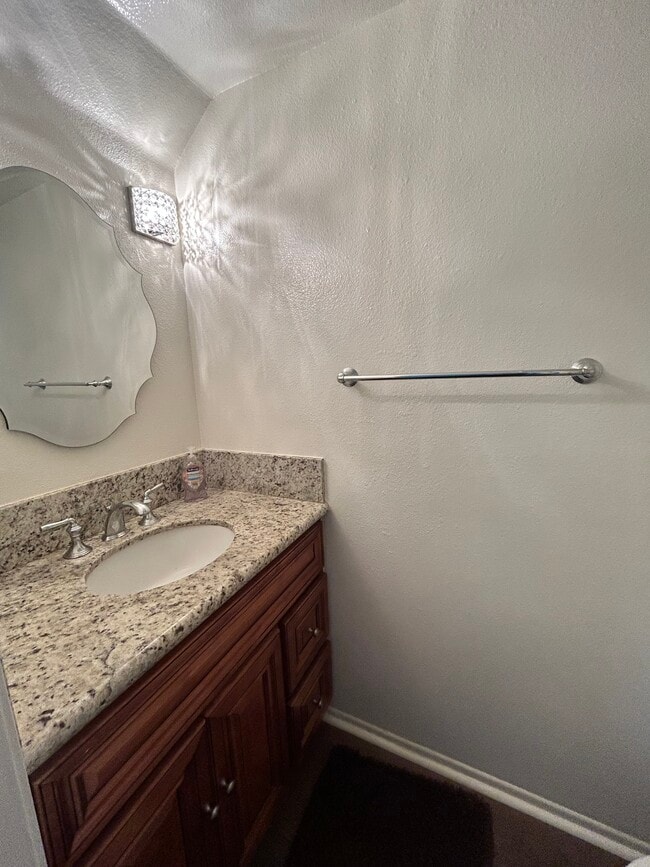 Building Photo - 340 Fallingstar