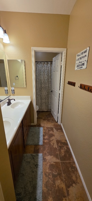 Building Photo - 15330 W Charter Oak Rd