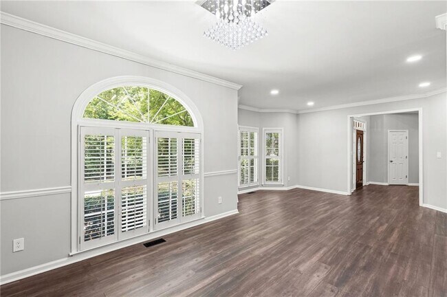 Building Photo - 11355 Vedrines Dr