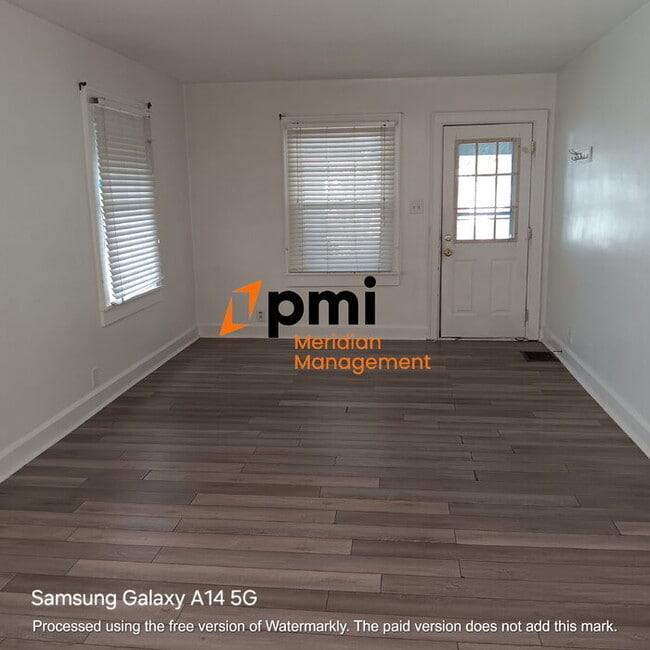 Building Photo - 5041 W 13th St