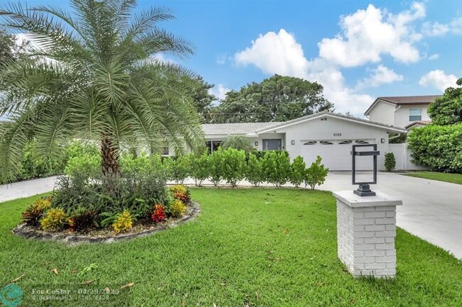 Primary Photo - 1035 NW 5th Ave
