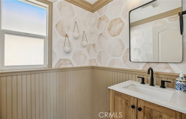 Building Photo - 656 7th St