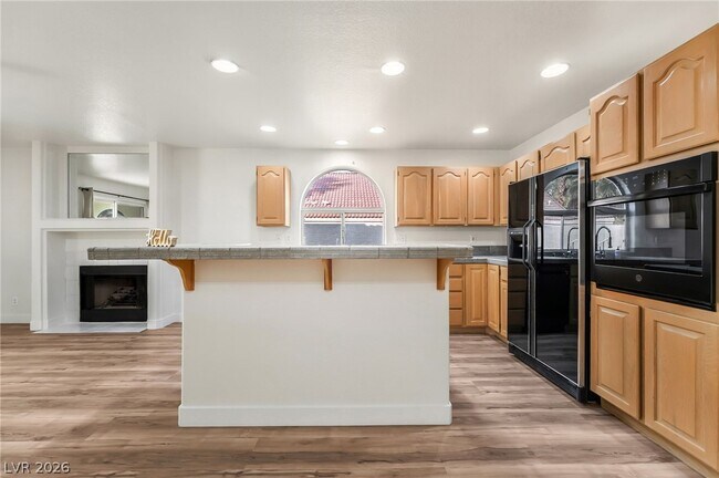 Building Photo - 17 Sandwedge Dr