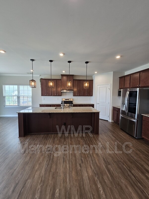 Building Photo - 7270 Waterwheel St SW
