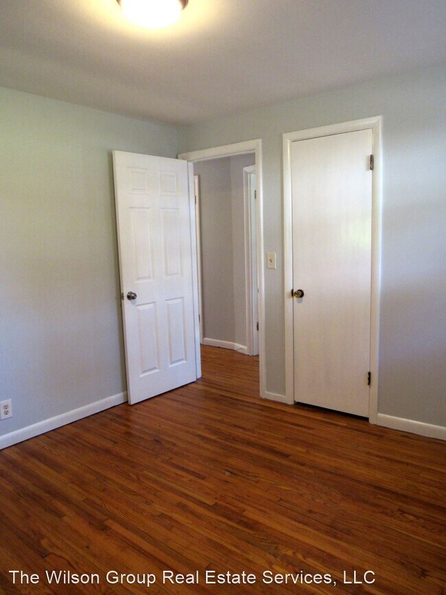 Building Photo - 3 br, 1 bath House - 4105 Edwards Avenue