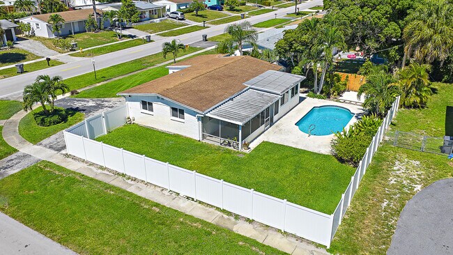 Building Photo - 3503 Florida Blvd
