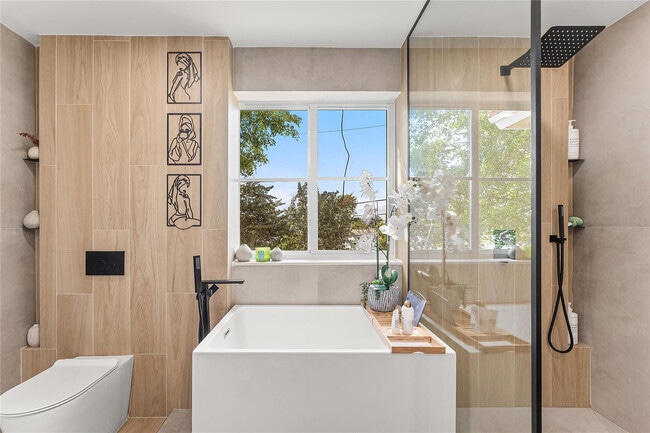 Building Photo - 11338 NW 33rd St