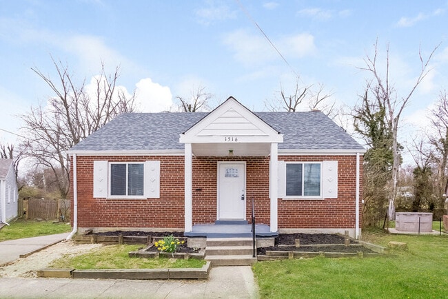 Building Photo - 1516 Collegewood Ln