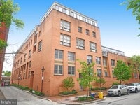 Building Photo - 123 W Barre St