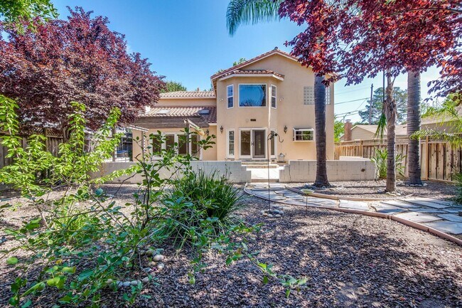 Building Photo - Gorgeous Willow Glen Two Story Home Availa...