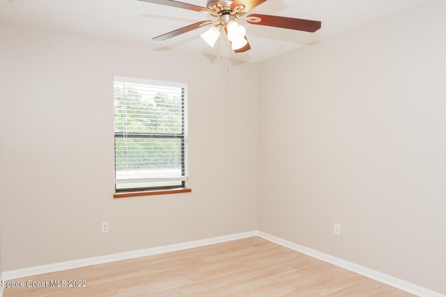 Building Photo - 1658 Wainwright St SE