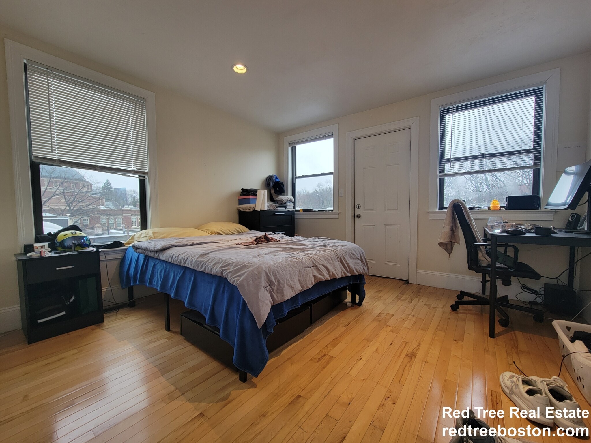 Building Photo - 1203 Beacon St