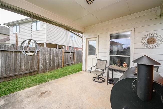 Building Photo - 21622 Crest Peak Way