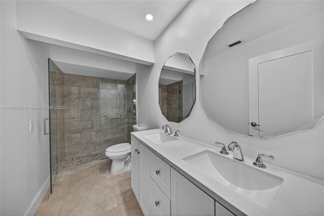 Building Photo - 1545 Springside Dr
