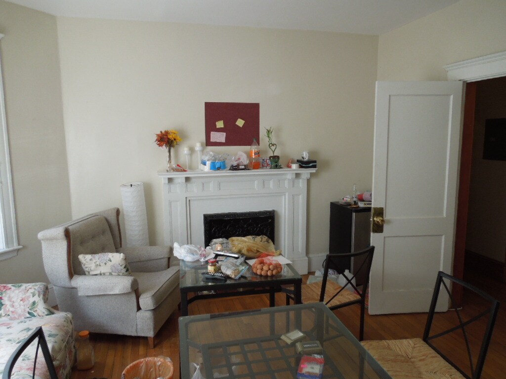 Building Photo - 132 Glenville Ave