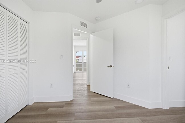 Building Photo - 82 SW 3rd Ct
