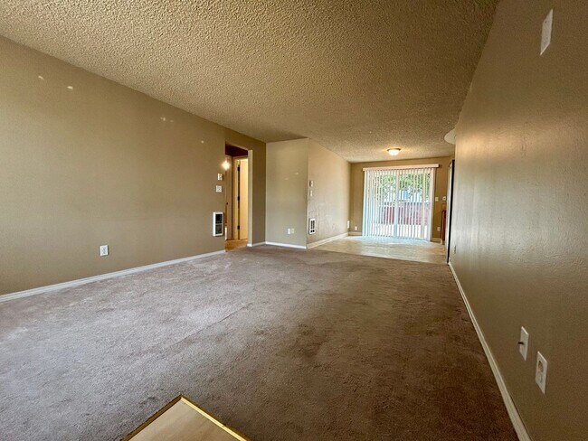 Building Photo - 509-511 SE 110th Ave