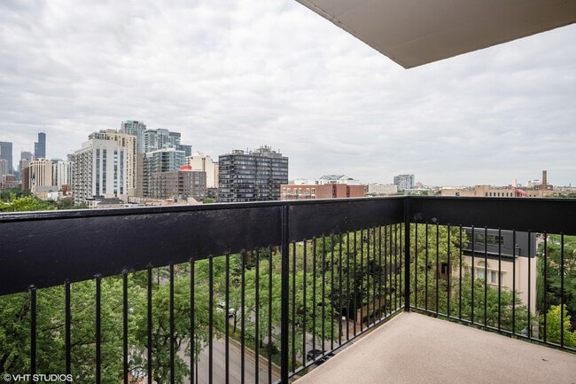 Building Photo - 1360 N Sandburg Terrace