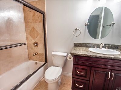 Building Photo - 5264 Satsuma Ave