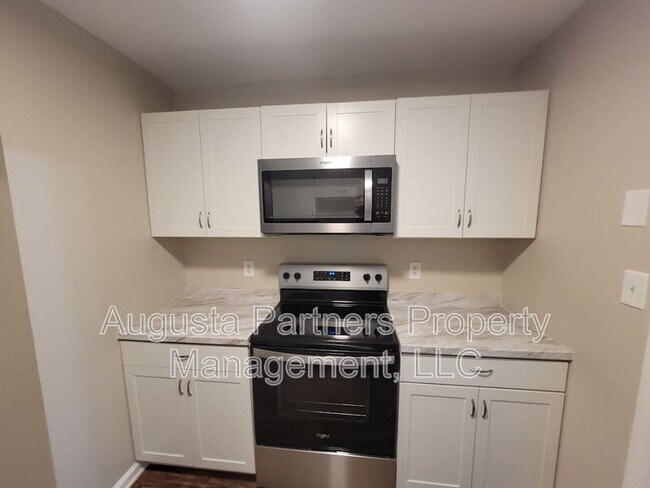 Building Photo - ~153 Stoneybrooks Pl