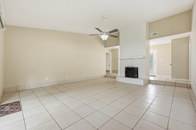 Building Photo - 644 Caribbean Way