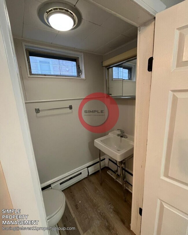 Building Photo - 343 Chestnut St