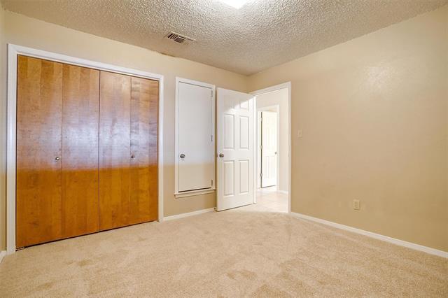 Building Photo - 4860 Ledgestone Ct