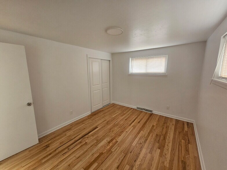 Building Photo - 10630 W 47th Pl