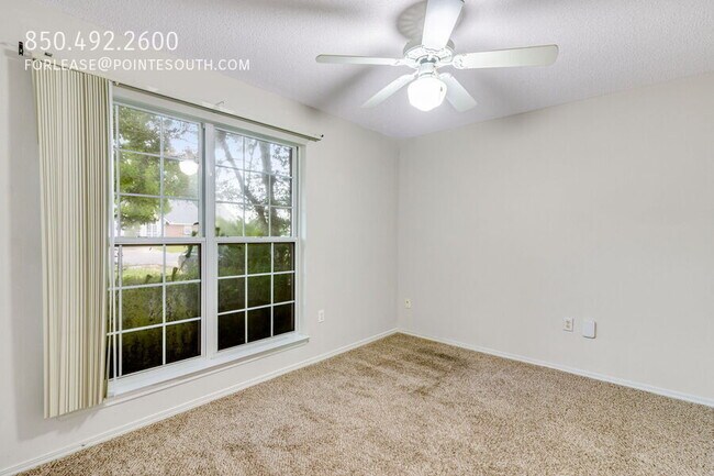 Building Photo - 917 Claeven Cir