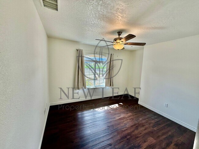 Building Photo - 4 Bedroom home on Private lot in PHELAN CA