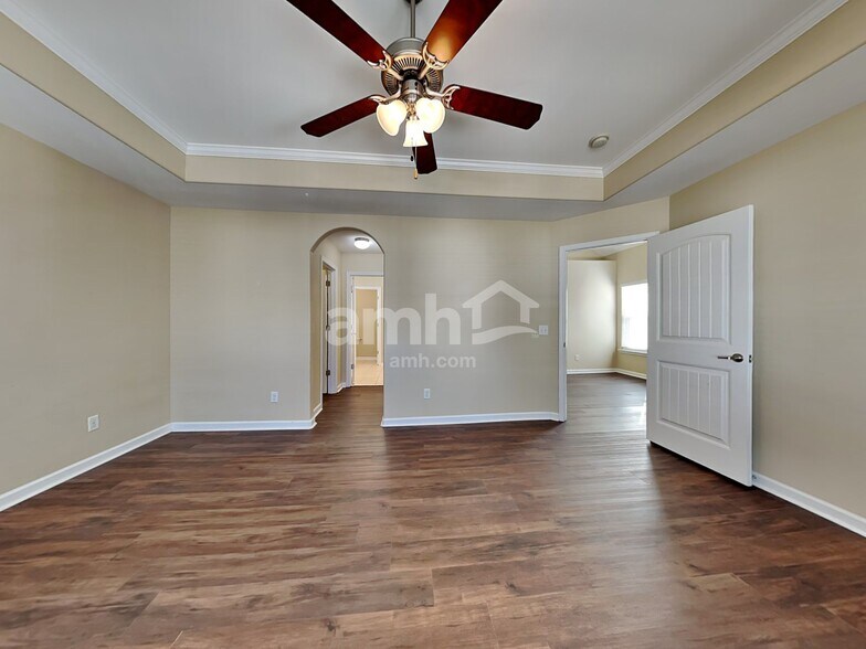 Building Photo - 45 Chey Hill Ln