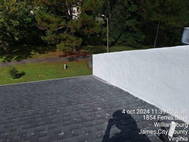 Building Photo - WILLIAMSBURG 2 Bedroom 1.5 Bath Townhome