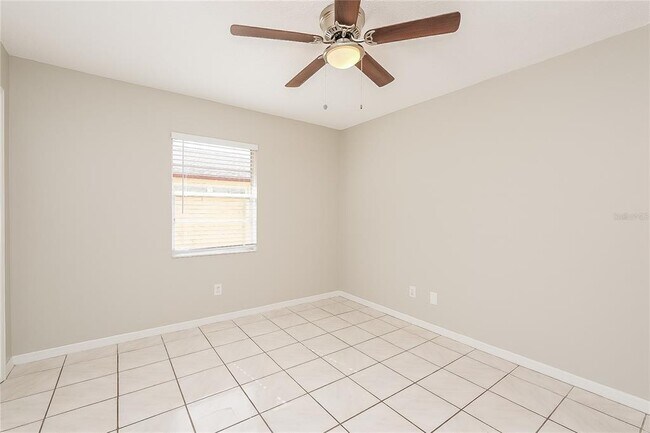 Building Photo - 3103 Apricot St