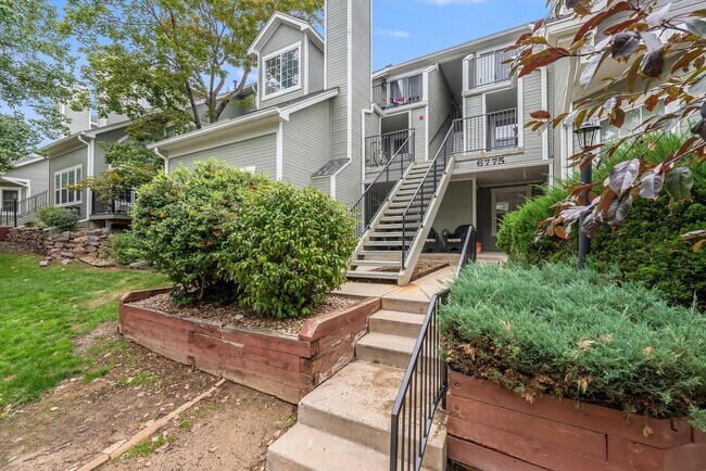 Building Photo - 6775 S Ivy St