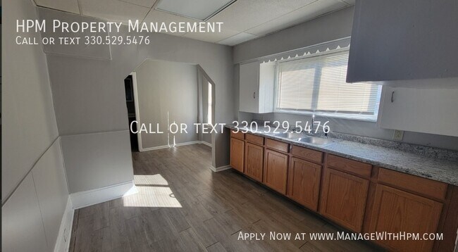 Building Photo - 1615 Manchester Rd