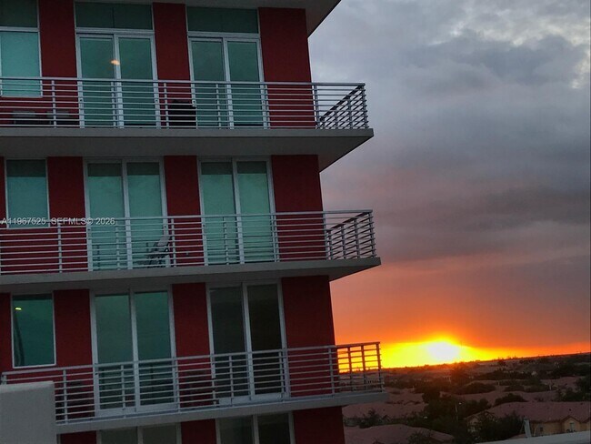 Building Photo - 7875 NW 107th Ave