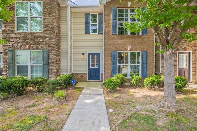 Primary Photo - 1851 Grove Way