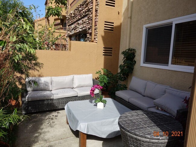 Primary Photo - 15363 Maturin Dr